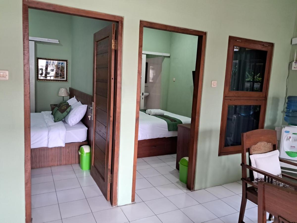 Griya Jene Homestay Syariah Ngabean Bagian luar foto